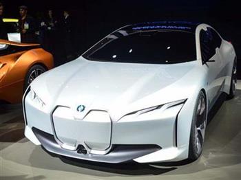 Hãng xe BMW lập kỷ lục bán 100.000 xe điện