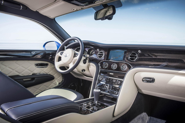 Bentley Mulsanne của đại gia Bình Dương hơn 35 tỷ đồng mang biển số "khủng" - 5