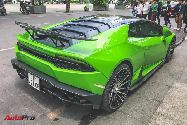 Lamborghini Huracan là mẫu xe được khá nhiều đại gia Việt độ bodykit trong năm nay 2