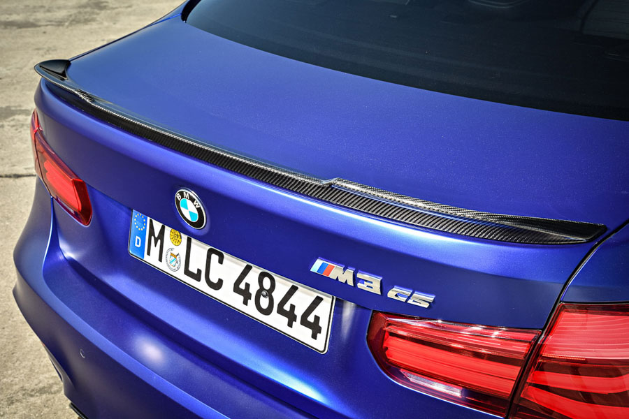 BMW M3 CS 7