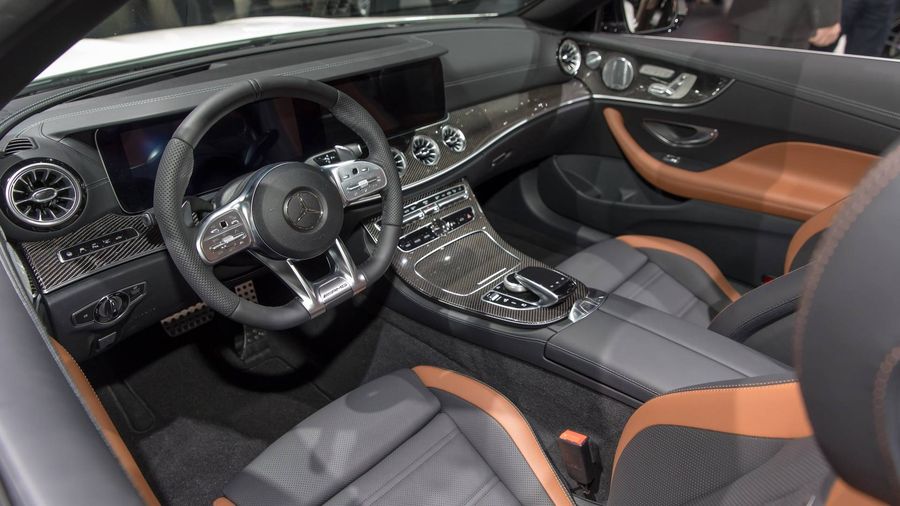 Mercedes tuyên bố AMG C53 3