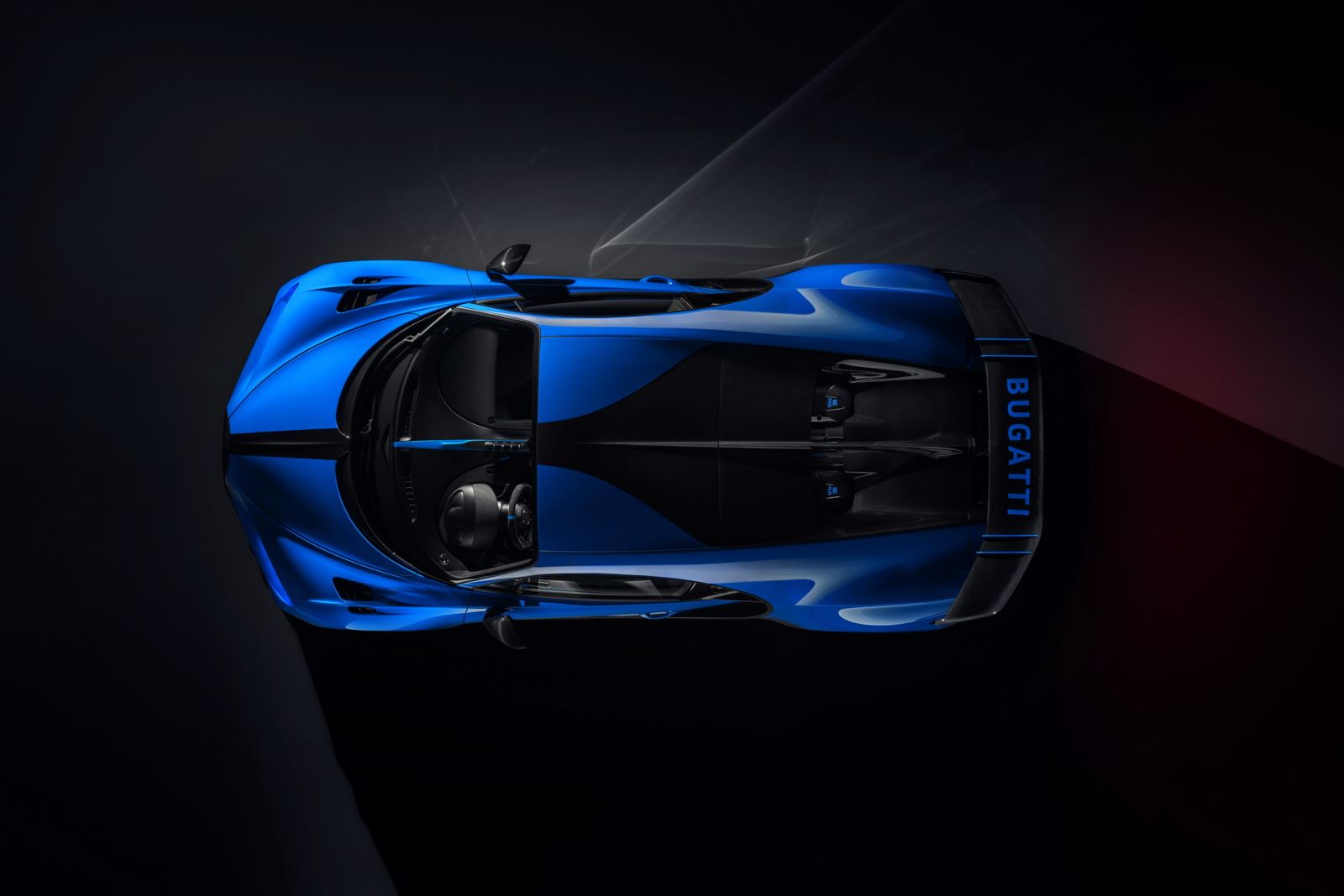 Soi chi tiết siêu xe Bugatti Chiron Pur Sport giá gần 4 triệu USD 8