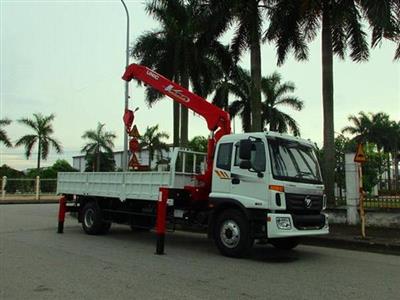 Xe tải Thaco Auman C160 gắn cẩu Unic 5 tấn 5 đoạn URV555