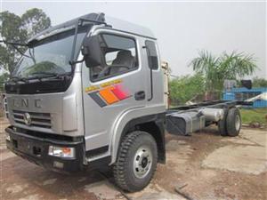 Xe tải thùng 3,45 tấn Dongfeng