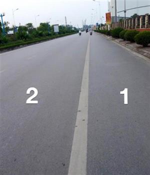 Đi vào làn xe thô sơ - lỗi phổ biến của người đi xe máy ở Việt Nam