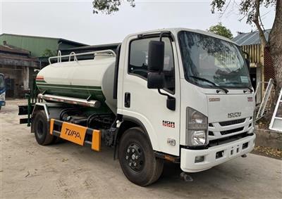 Xe phun nước rửa đường 5 khối ISUZU NQR550