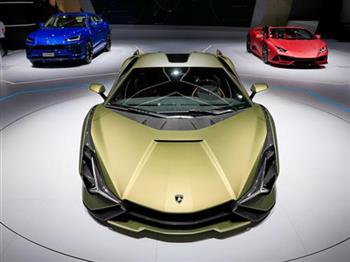 Tận mục sở thị Lamborghini Sián ngoài đời thực: Đẹp mê mẩn!