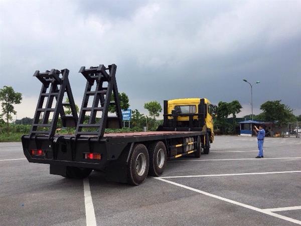 Xe nâng đầu chở máy công trình Dongfeng Hoàng Huy 4 chân tải trọng 16,3 tấn - ảnh 2