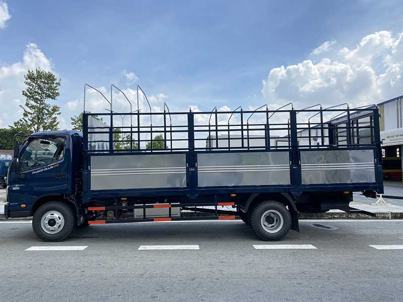 xe tải thùng mui bạt 7 tấn Thaco Ollin 120 euro4