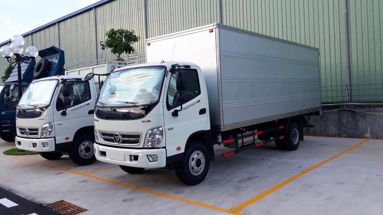 Xe tải thùng kín Thaco Ollin 720 Euro4